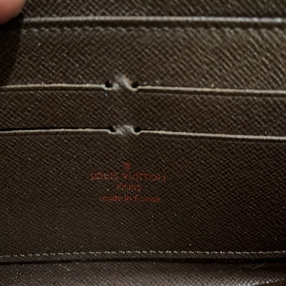 Louis Vuitton Damier Ebene zippy wallet - Picture 11 of 16